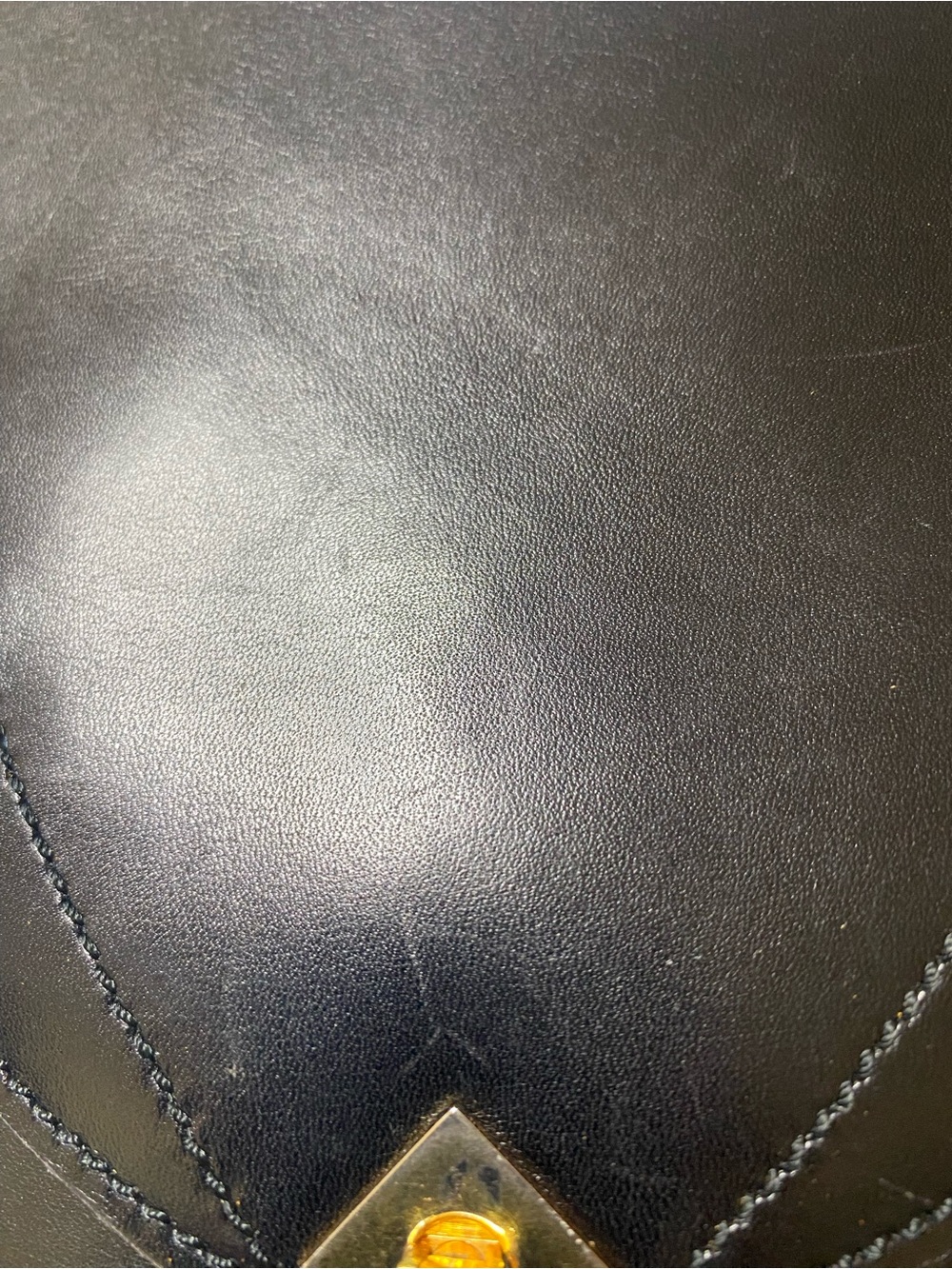 Vintage Nina Ricci Black Leather Envelope Shoulder Bag Gold Clasp Classic - Picture 7 of 11